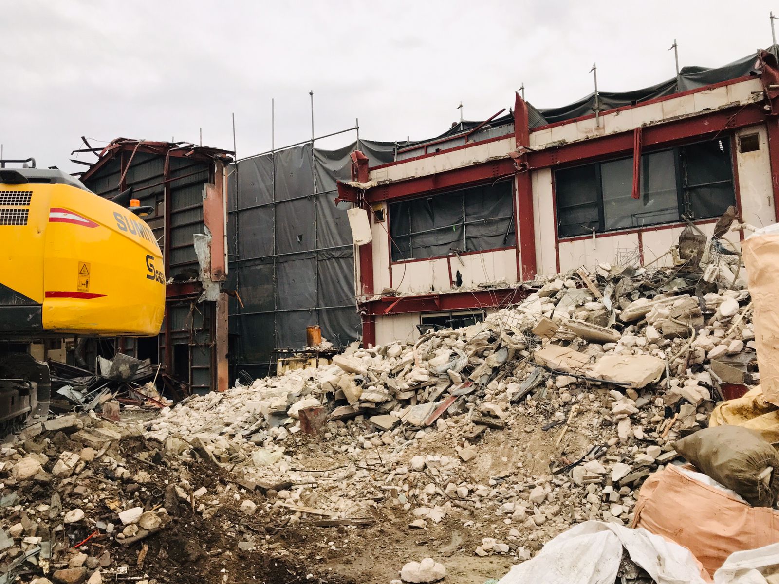 川口市解体工事事務所2